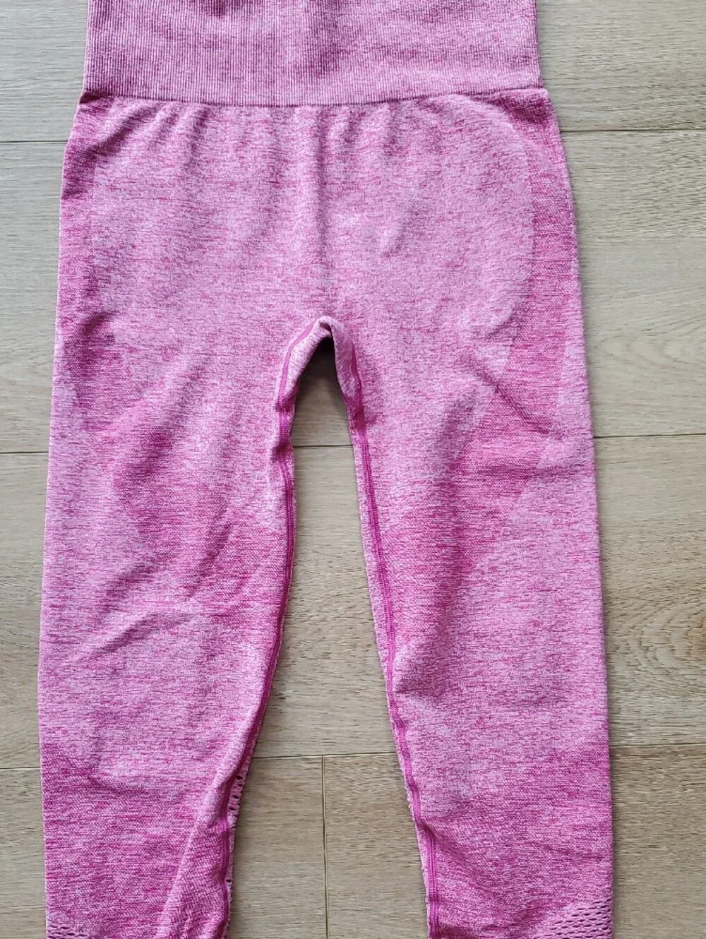 Victoria Secret Pink Seamless Active Leggings, Size Medium
